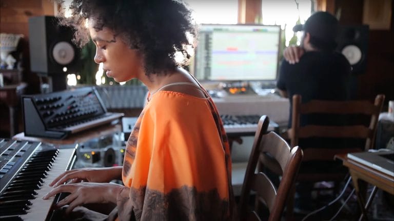solange synth studio
